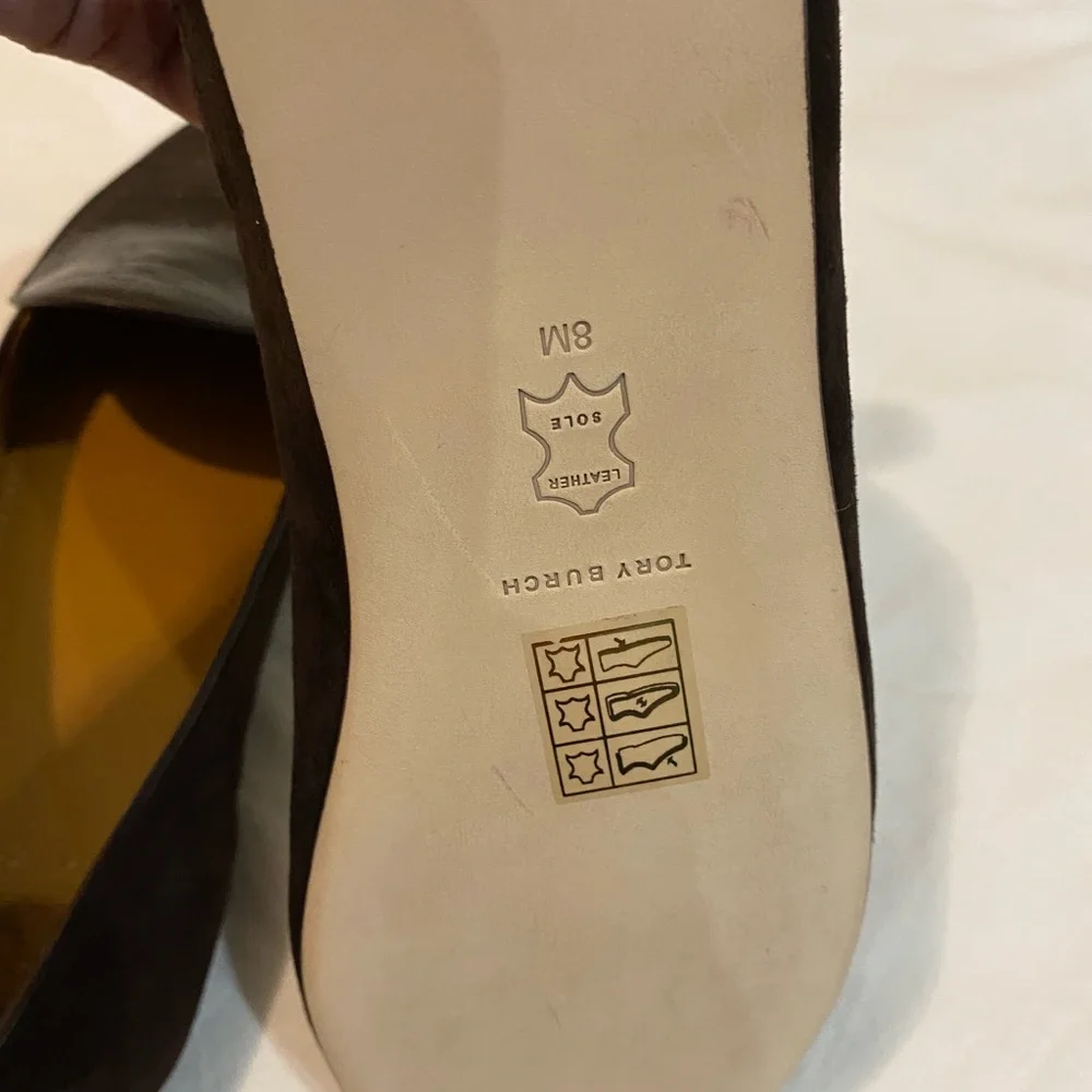 Tory Burch women’s loafer - Picture 11 of 12